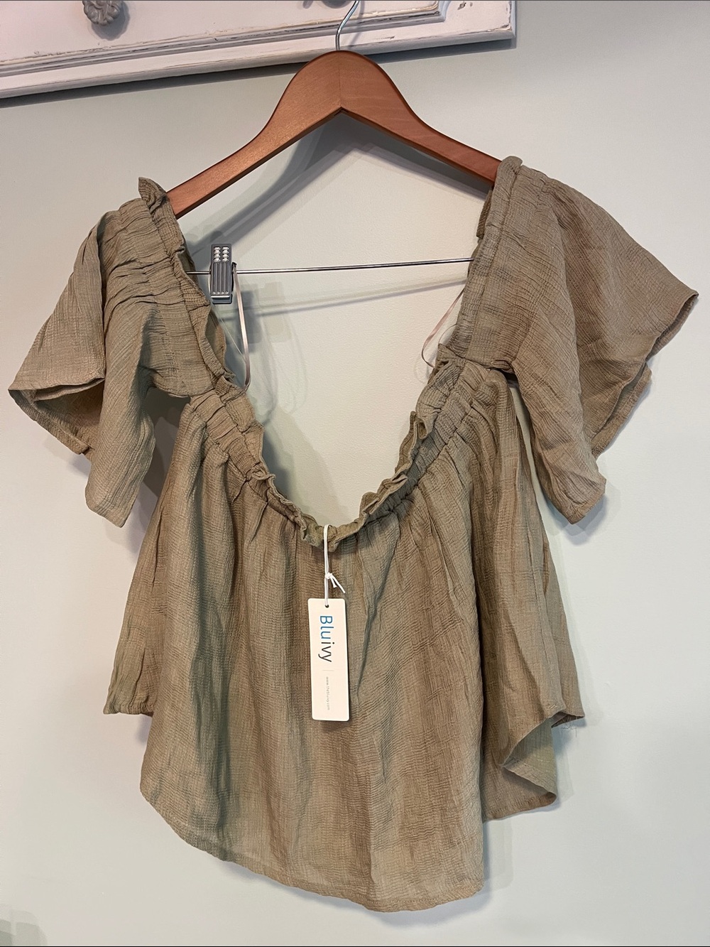 Bluivy Short Set Olive-Taupe Ruffle Peasant Top and Short. Size Large